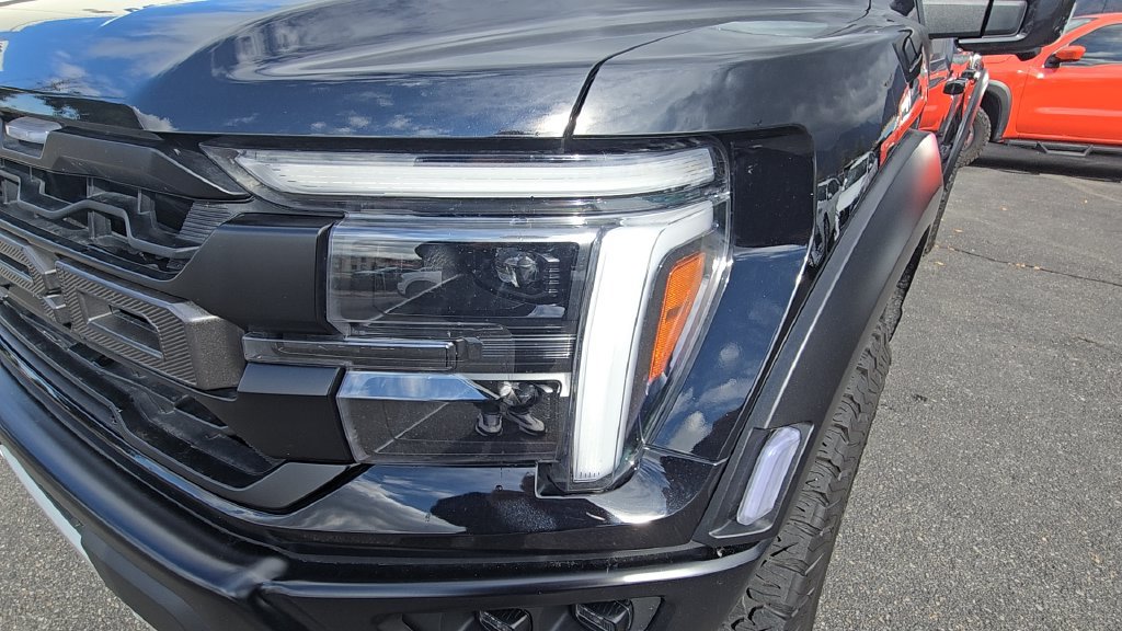 Used 2024 Ford F150 Raptor AWD/4WD image 34