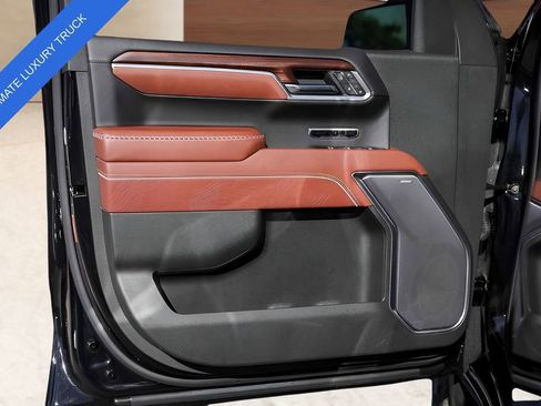 Used 2025 GMC Sierra 1500 Denali Ultimate AWD/4WD image 26