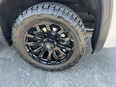 Used 2021 GMC Sierra 1500 Denali w/ Denali Ultimate Package AWD/4WD image 14