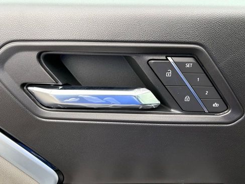 New 2026 Chevrolet Colorado ZR2 AWD/4WD image 30