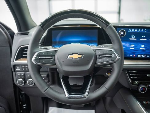 New 2026 Chevrolet Suburban High Country AWD/4WD image 32