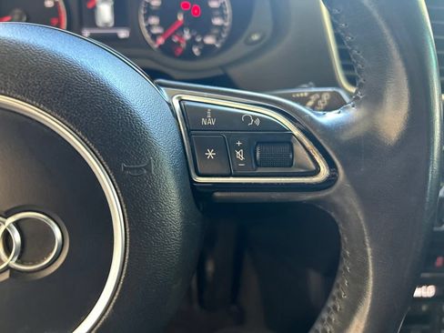 Used 2018 Audi Q3 2.0T Premium FWD image 47