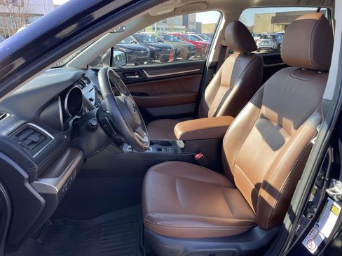 Used 2018 Subaru Outback 3.6R Touring image 8
