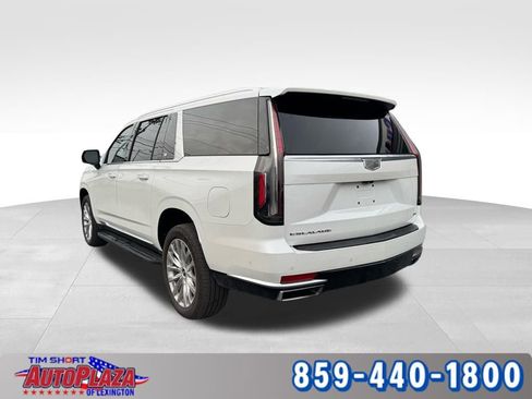 Used 2021 Cadillac Escalade ESV Premium Luxury AWD/4WD image 2