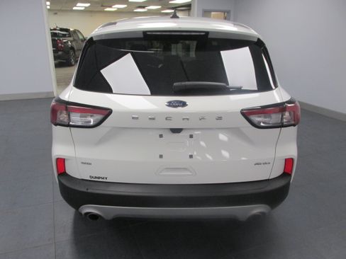 Used 2022 Ford Escape SE w/ Cold Weather Package AWD/4WD image 6