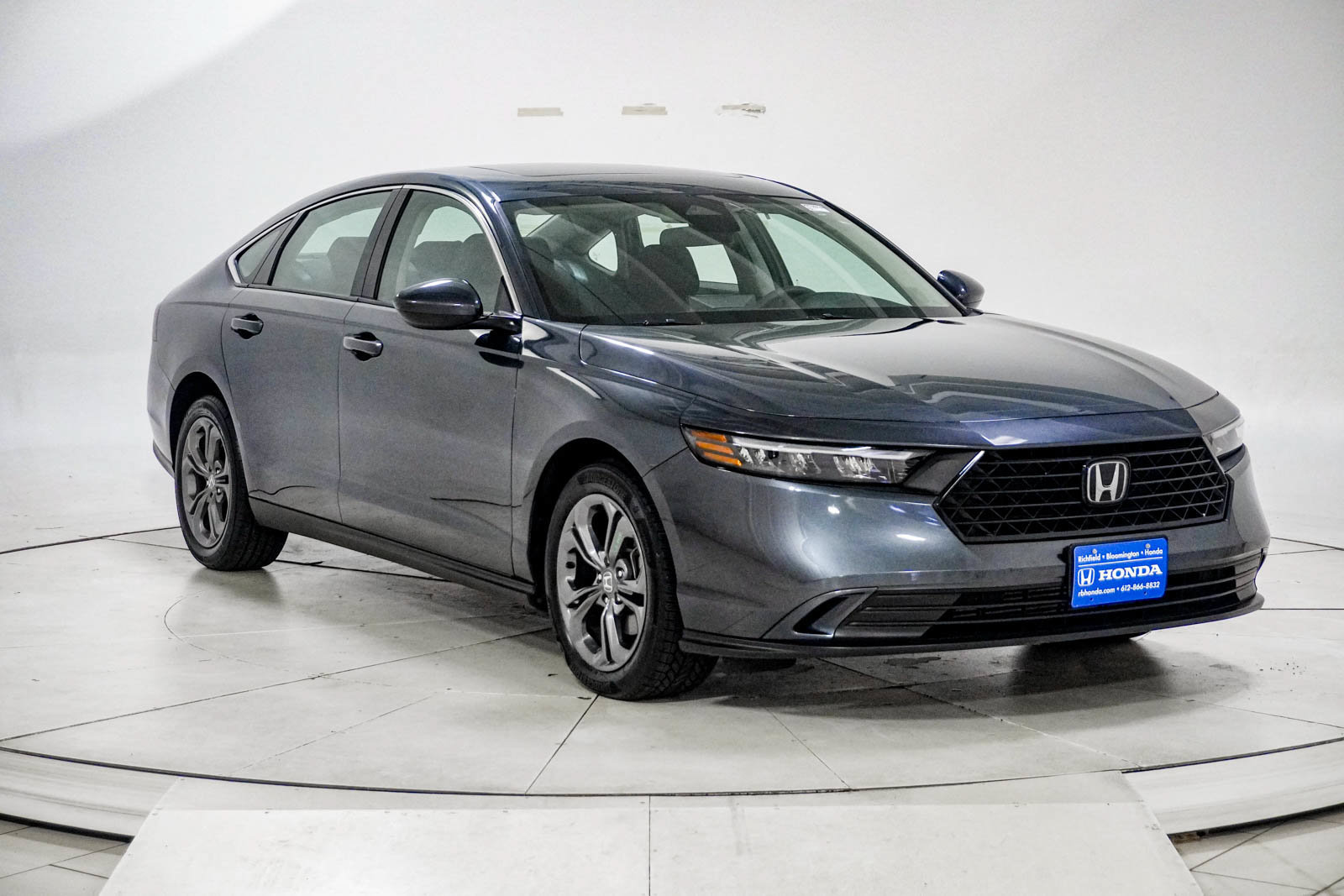 Used 2023 Honda Accord EX image 14