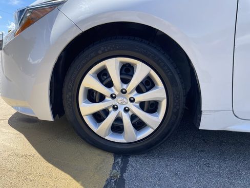 Used 2024 Toyota Corolla LE FWD image 9