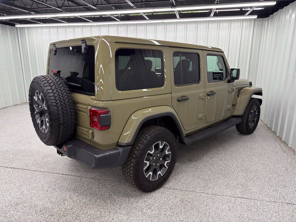 New 2026 Jeep Wrangler Unlimited Sahara AWD/4WD image 6