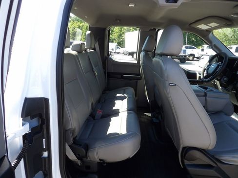 Used 2019 Ford F150 XL w/ Equipment Group 101A Mid AWD/4WD image 38