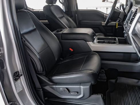 Used 2019 Ford F350 Lariat w/ Lariat Value Package image 31