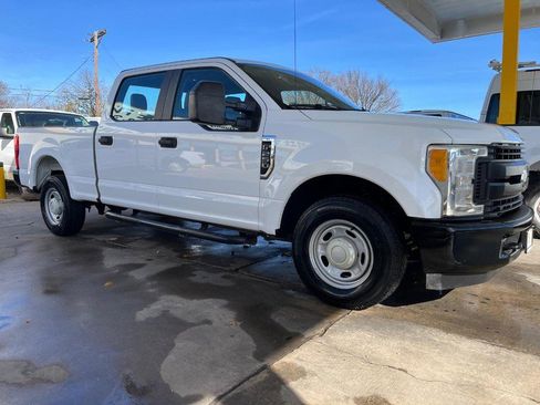 Used 2017 Ford F250 XL image 3