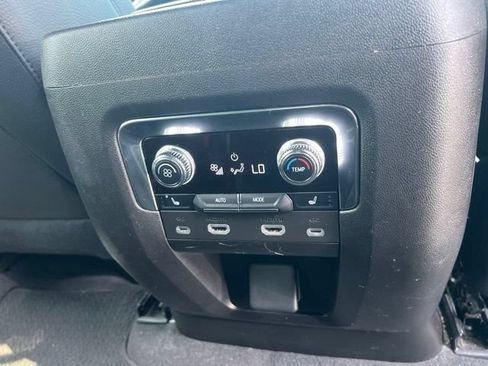 Certified 2023 GMC Yukon Denali w/ Denali Reserve Package AWD/4WD image 23