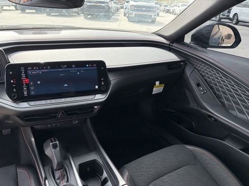 Used 2025 Dodge Charger R/T w/ Quick Order Package 25M R/T image 14