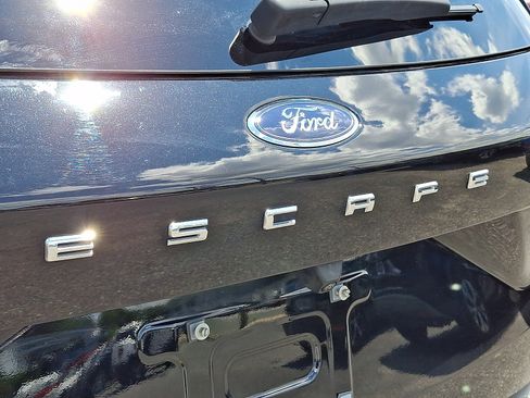 Certified 2023 Ford Escape Active w/ Tech Pack #2 FWD image 30