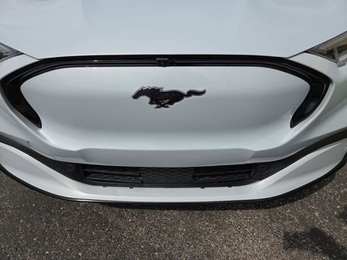 Used 2023 Ford Mustang Mach-E Premium image 6