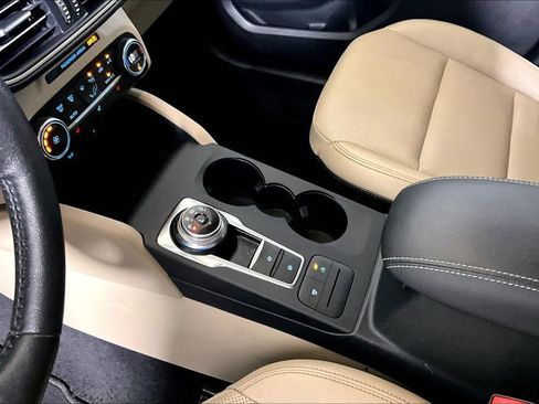 Certified 2020 Ford Escape SEL FWD image 13