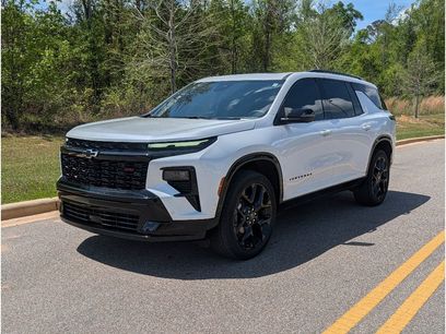 Used 2025 Chevrolet Traverse RS w/ LPO, Floor Liner Package
