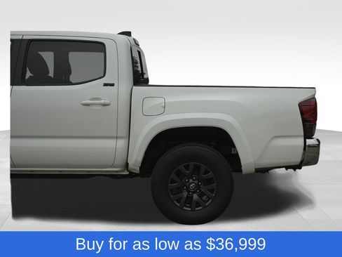 Used 2023 Toyota Tacoma SR5 AWD/4WD image 7