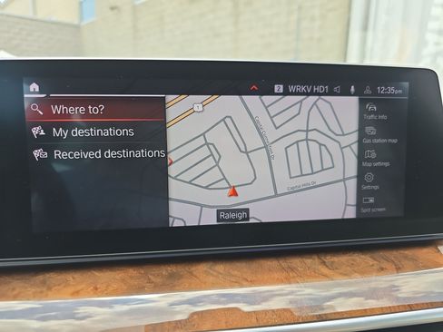 Used 2020 BMW 540i w/ Convenience Package RWD image 21