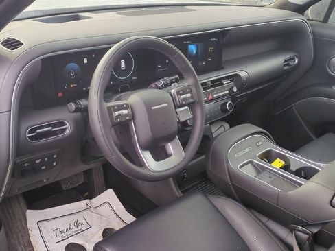 Used 2026 Hyundai Palisade Calligraphy image 12