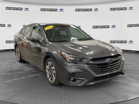 Used 2025 Subaru Legacy Limited AWD/4WD image 6