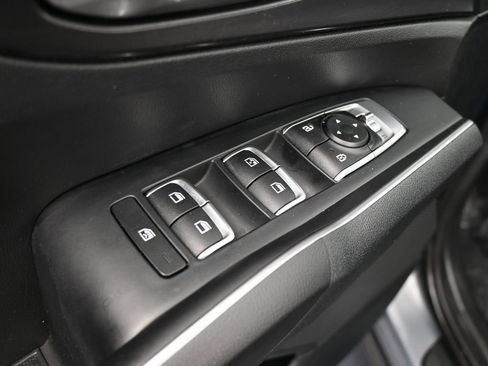 Used 2022 Kia Sorento LX image 24