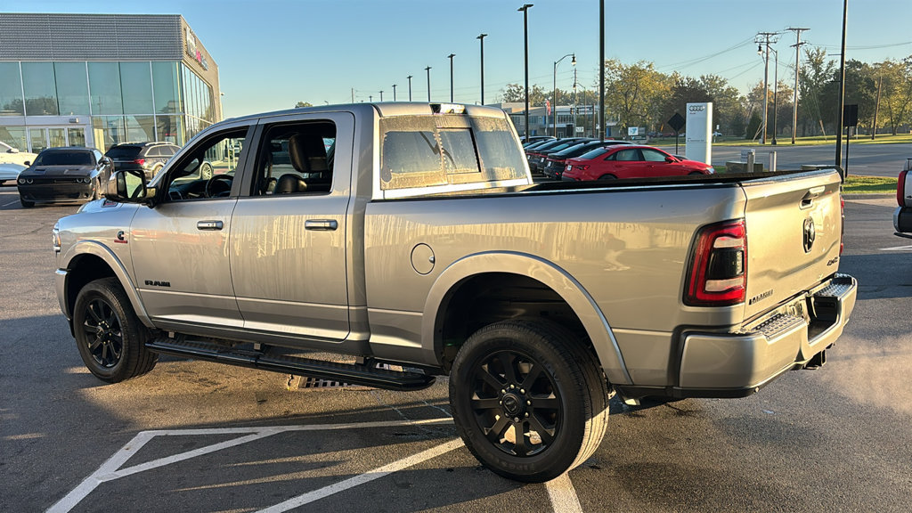 Used 2020 RAM 2500 Laramie w/ Night Edition AWD/4WD image 4