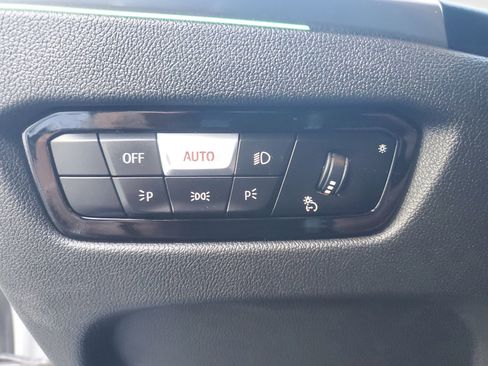 Used 2024 BMW i4 eDrive40 image 24