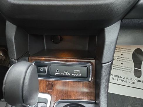 Used 2024 Subaru Ascent Touring w/ Popular Package #2 image 30
