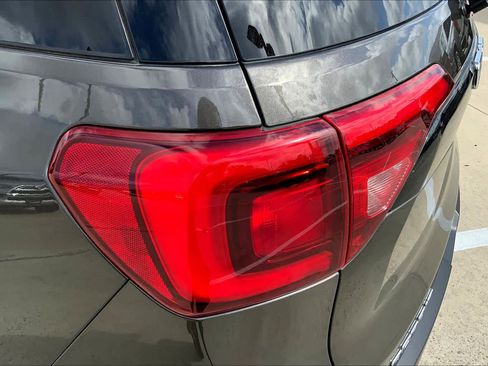 Used 2019 GMC Acadia SLT w/ Black Edition image 27