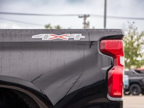 Used 2025 Chevrolet Silverado 1500 LTZ AWD/4WD image 70