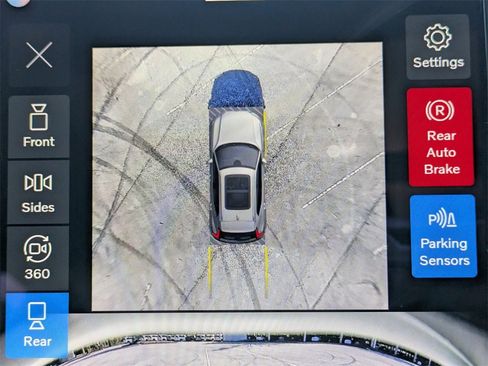 New 2026 Volvo XC40 B5 Plus w/ Protection Package Premier image 27