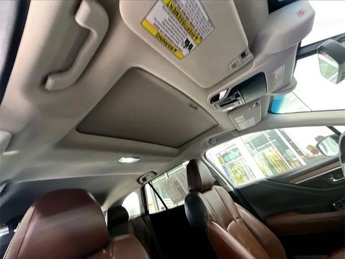 Used 2020 Subaru Outback Touring XT image 22