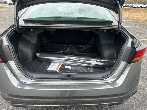 New 2025 Nissan Altima 2.5 SL image 35