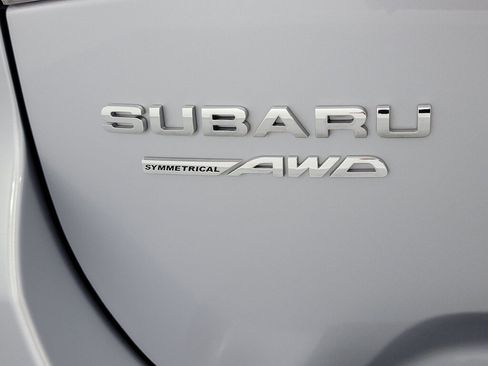 Used 2024 Subaru Forester Limited image 10