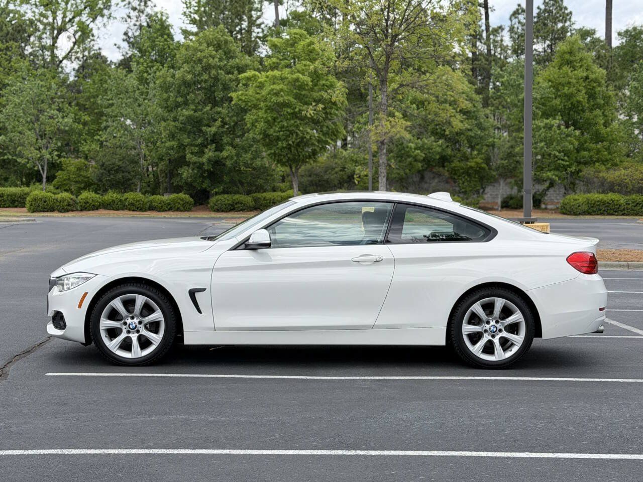 Used 2015 BMW 428i xDrive Coupe AWD/4WD image 4