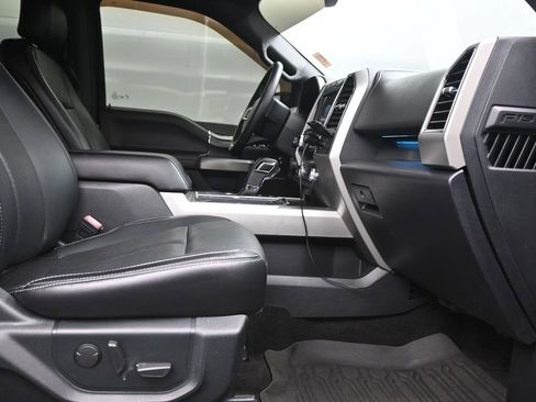 Used 2020 Ford F150 Lariat w/ Equipment Group 502A Luxury AWD/4WD image 14