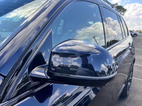 Used 2019 BMW X7 xDrive50i w/ Dynamic Handling Package image 11