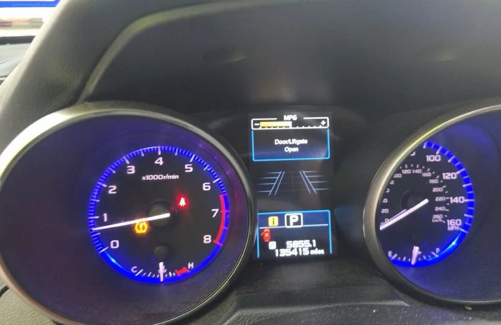 Used 2018 Subaru Outback 3.6R Touring w/ Popular Package #3 AWD/4WD image 14