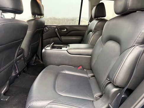 Used 2024 INFINITI QX80 Luxe image 9