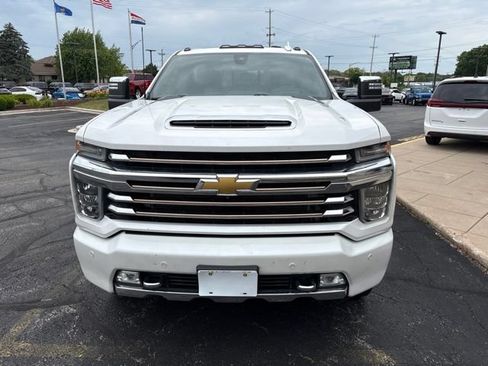 Used 2020 Chevrolet Silverado 3500 High Country w/ Z71 Off-Road Package AWD/4WD image 4