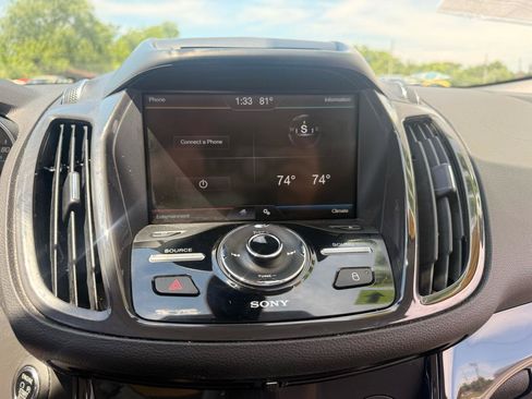 Used 2014 Ford Escape Titanium w/ Equipment Group 401A FWD image 14