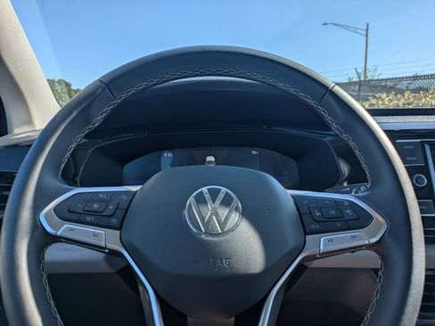 Used 2024 Volkswagen Taos S FWD image 27