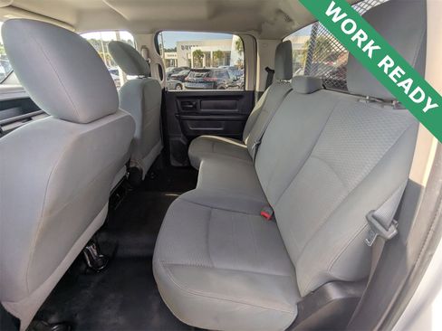 Used 2015 RAM 3500 Tradesman w/ Chrome Appearance Group image 14