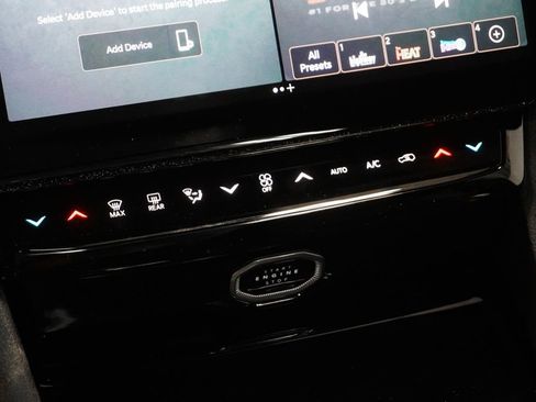 New 2026 Jeep Grand Cherokee Limited image 25