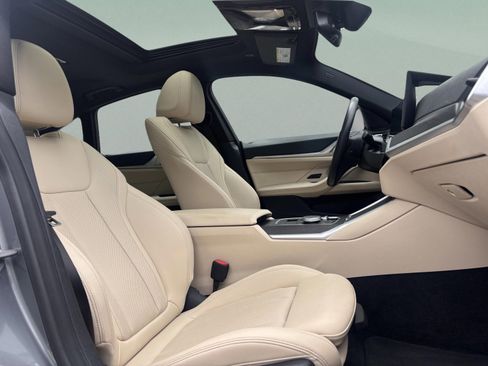 Used 2023 BMW i4 eDrive35 RWD image 29
