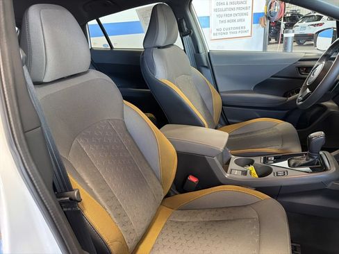 Used 2025 Subaru Crosstrek 2.5i Sport AWD/4WD image 29