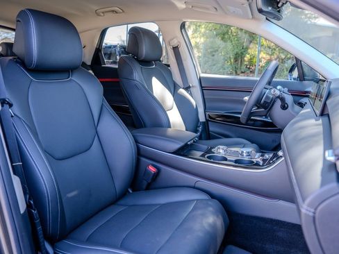 Used 2026 Genesis GV70 2.5T image 20