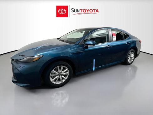 New 2026 Toyota Camry LE image 9