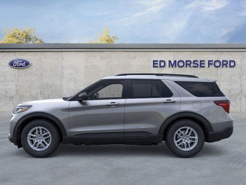New 2026 Ford Explorer Active image 3